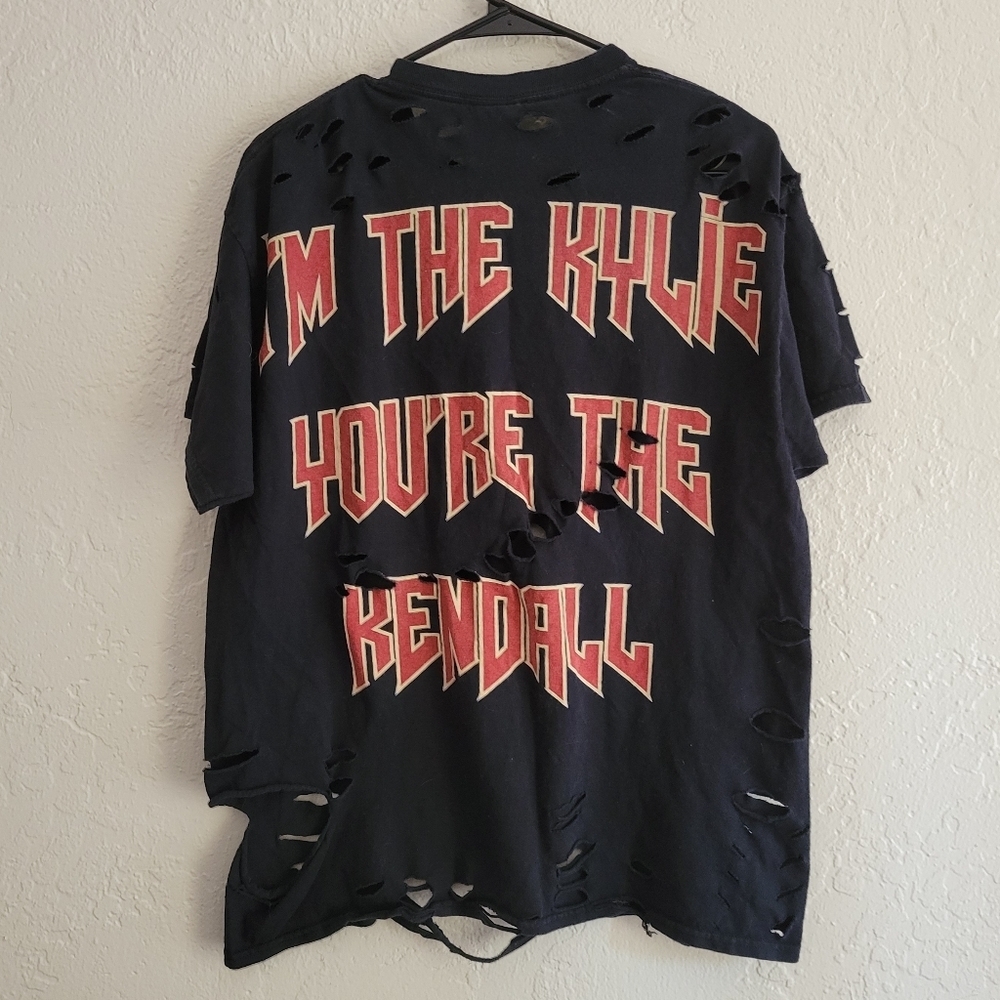 Kylie I'm The Kylie You're the Kendall Tee Large